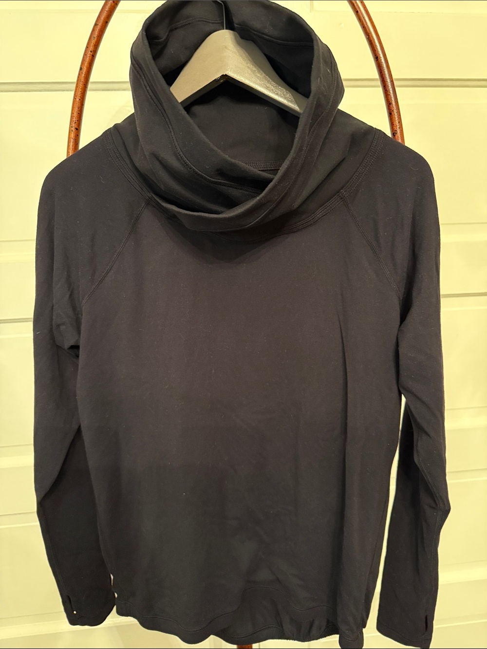 Lululemon Black Cowl Neck Pullover Thumbhole Yoga Running Top Small